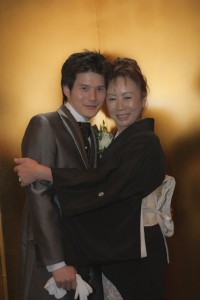 福岡　写真スタジオ　結婚式の写真　ブライダル撮影　ウエディングアルバム　披露宴　デジタルアルバム　0358　かっこいい　オシャレ