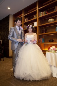 福岡　写真スタジオ　結婚式　ブライダル写真　ウエディングアルバム　前撮り　ロケ撮　オシャレ　0358