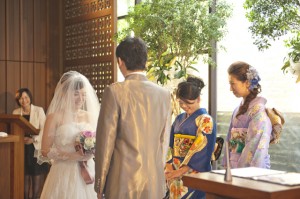 福岡　写真スタジオ　ブライダル撮影　ウエディングアルバム　結婚式の写真　スナップ撮影　前撮り　ロケ撮　オシャレ　0358