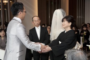 福岡　写真スタジオ　前撮り　グラナダスイート　結婚準備　ブライダル写真　ウエディングアルバム　披露宴　オシャレ　0358