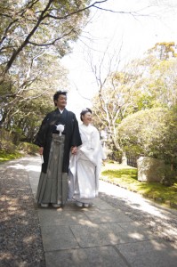 福岡　天神　前撮り　友泉亭　ロケ撮　ブライダル撮影　ウエディングフォト　スナップ撮影　写真スタジオ　オシャレ　0358