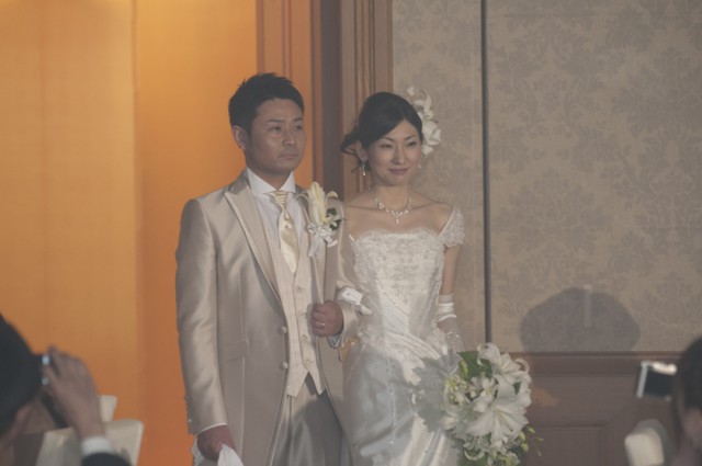 福岡　写真スタジオ　大名　結婚準備　ウエディング撮影　ブライダルアルバム　結婚式の写真　前撮り　ロケ撮　スナップ撮影　0358　オシャレ