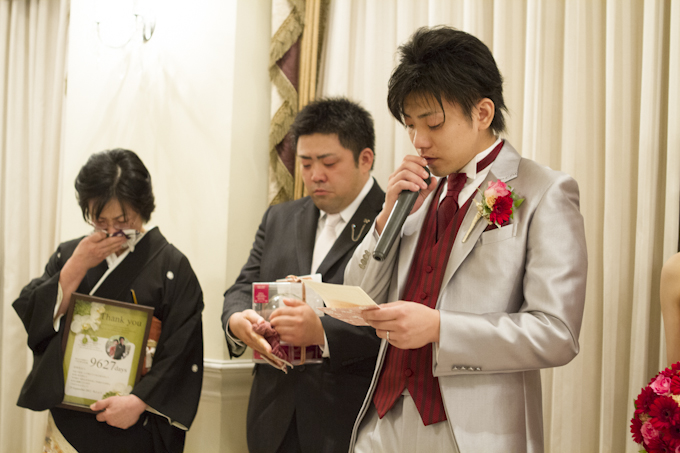 福岡　アニヴェルセル　結婚式の写真　披露宴の撮影　ブライダルスナップ　ウエディングアルバム　0358